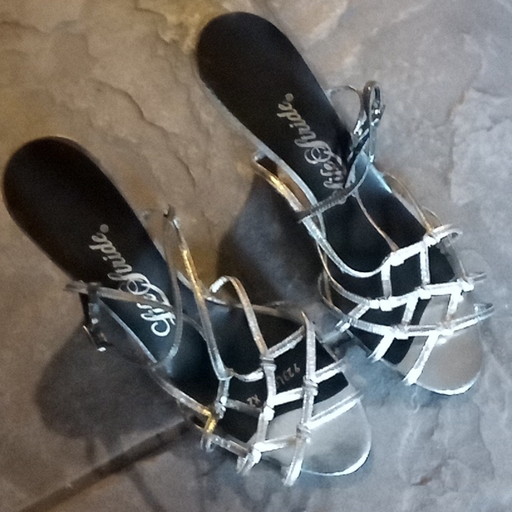 Women's Life Guide metallic heels